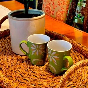 Vintage Green Floral Ceramic Coffee Mugs - Set of 2